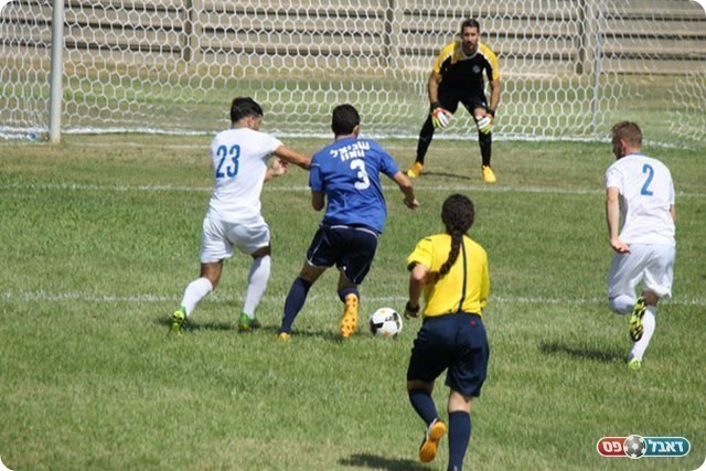 חדרה לוחצת (אנטולי רובינסקי)